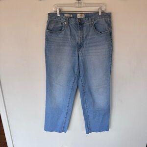 Universal Thread 90’s High Rise straight leg Light Blue Jeans size 14